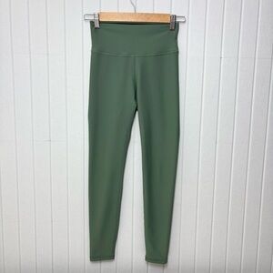 Willow Green Rib Leggings High-Rise Stretchy Fit‎ Size S